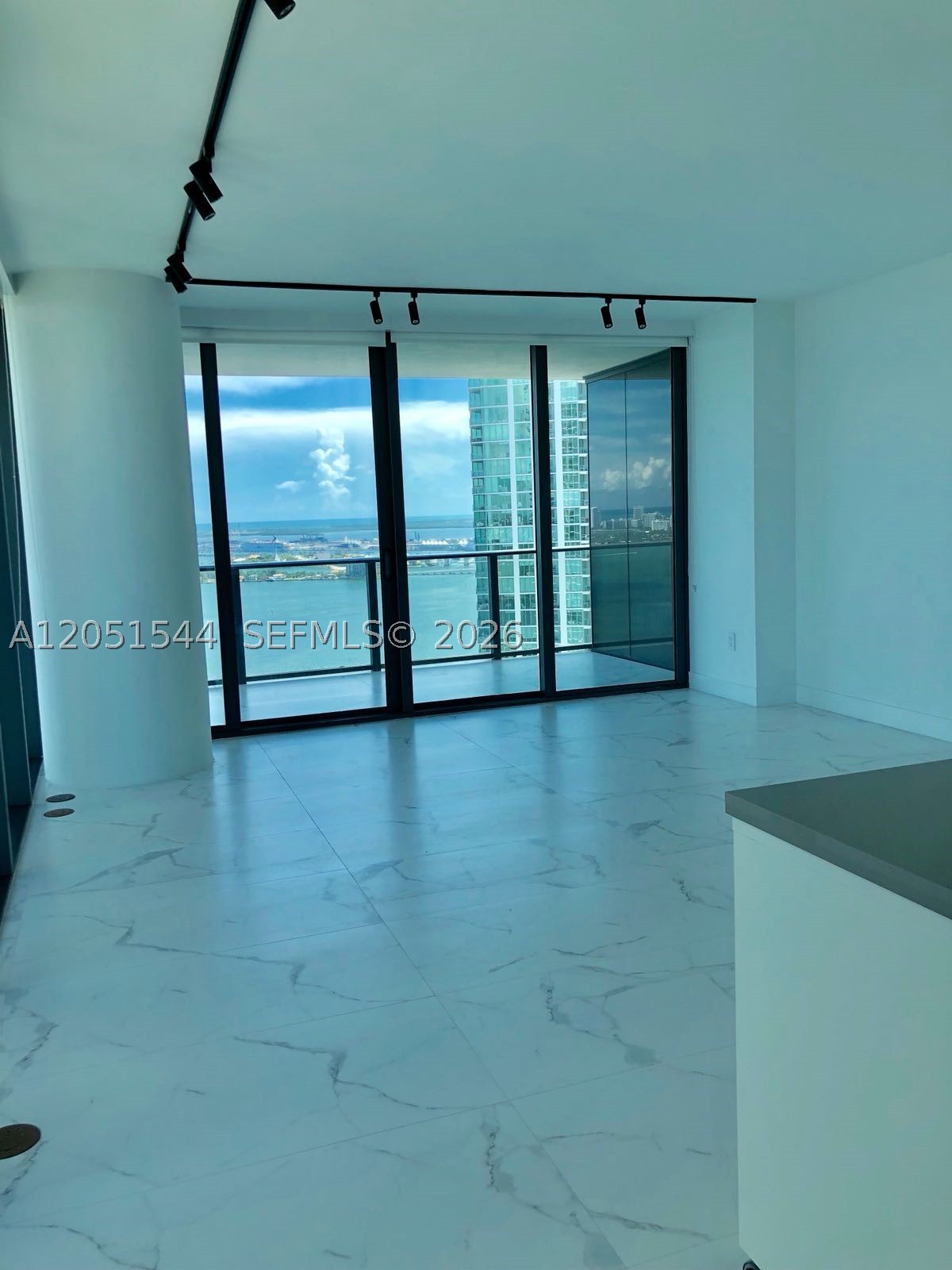 650 NE 32 ST #3307, Miami FL 33137