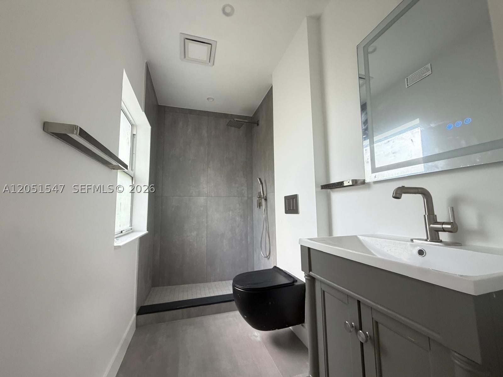 859 NE 115th St, Biscayne Park FL 33161