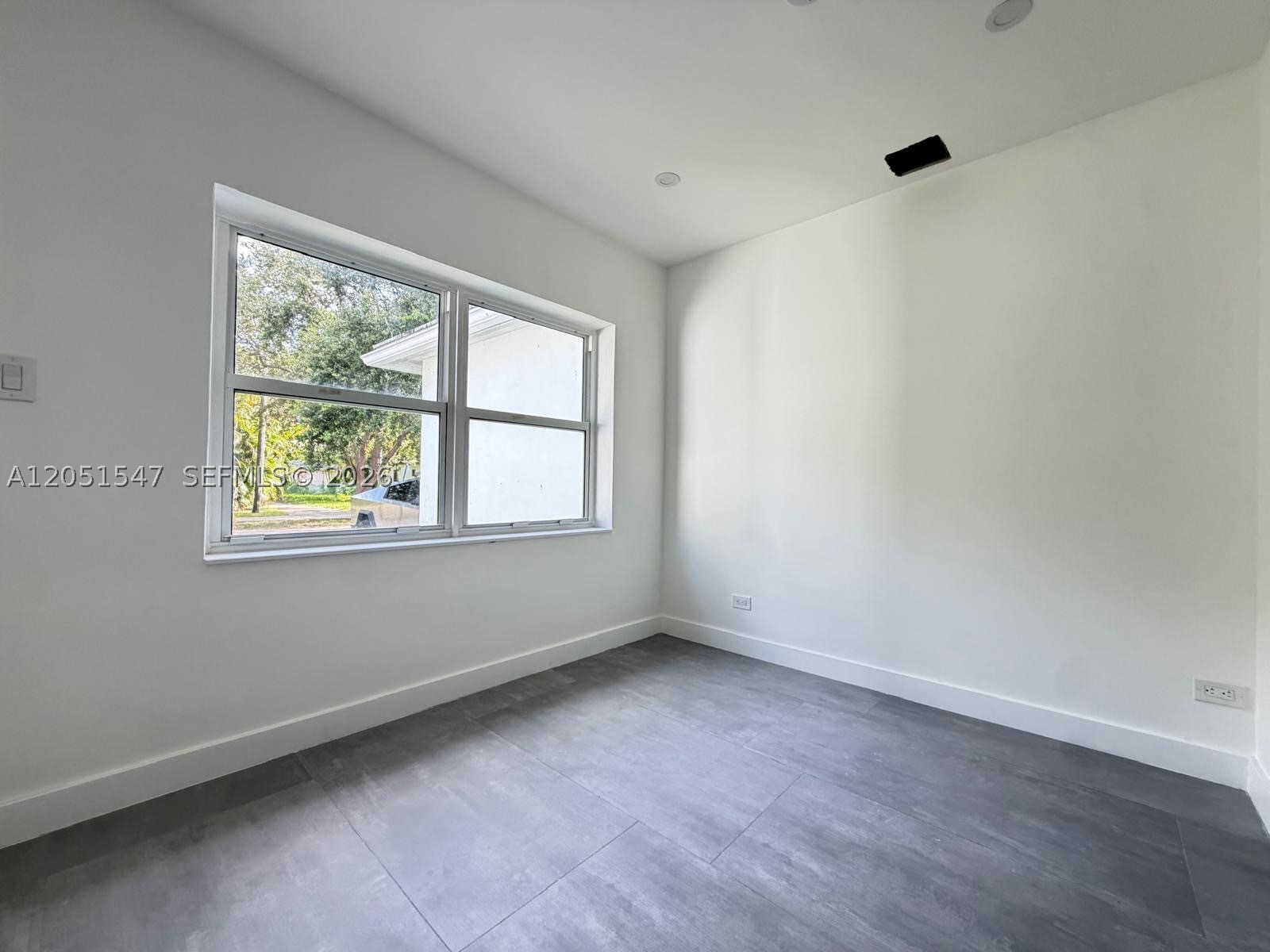 859 NE 115th St, Biscayne Park FL 33161