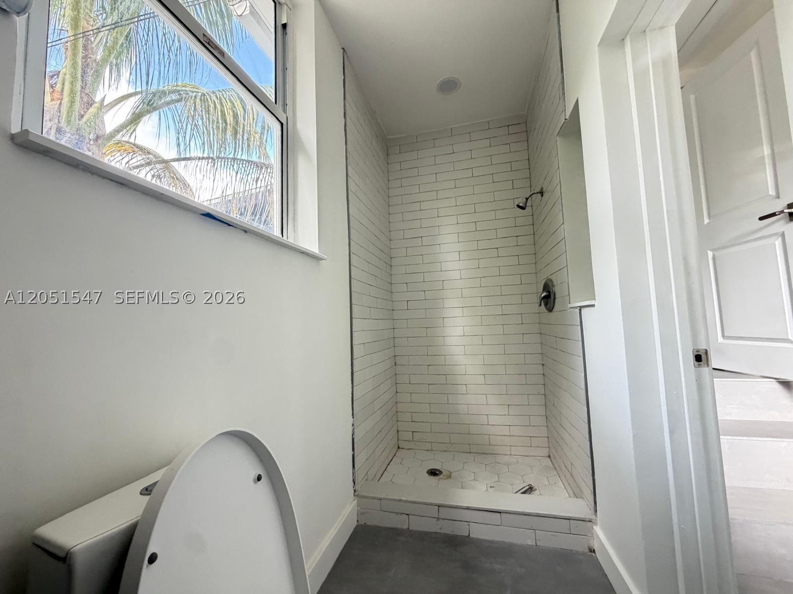 859 NE 115th St, Biscayne Park FL 33161