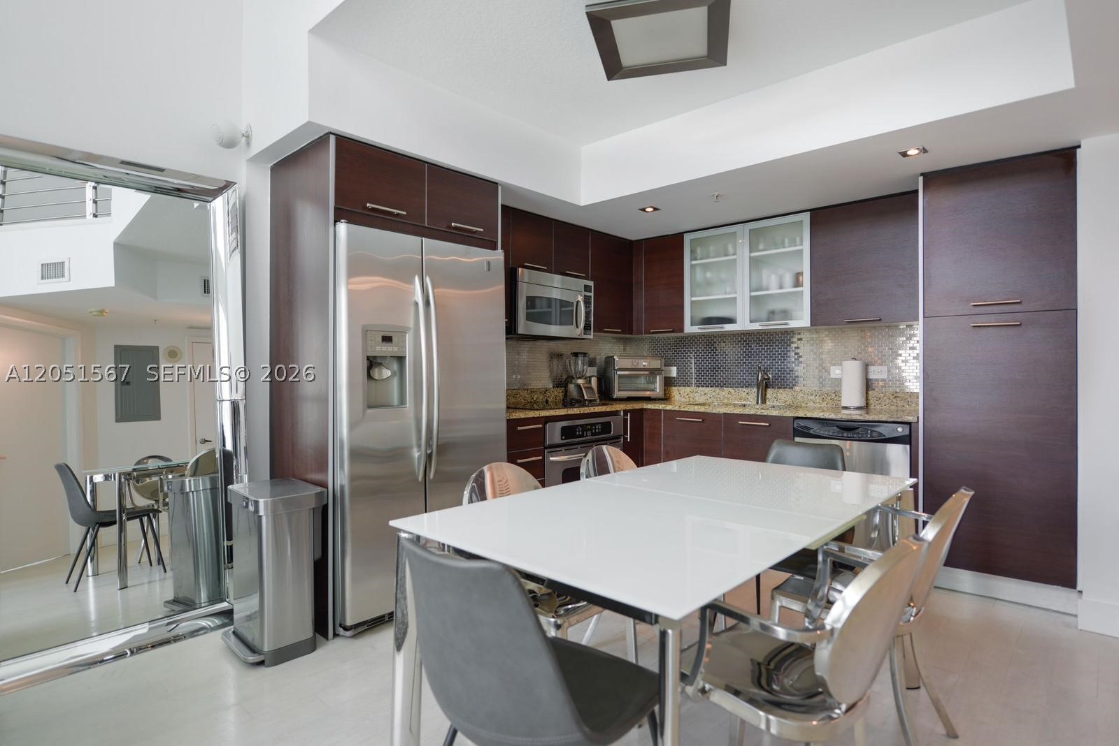 41 SE 5th St #2009, Miami FL 33131