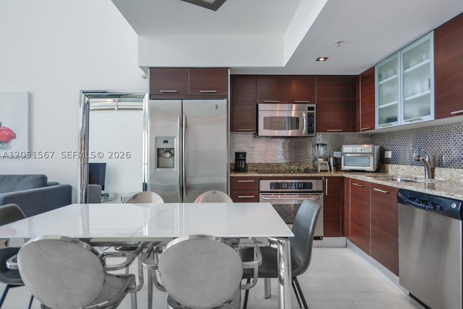 41 SE 5th St #2009, Miami FL 33131