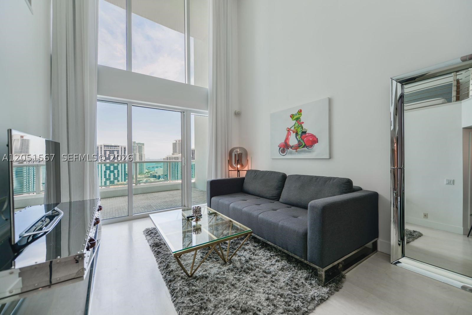 41 SE 5th St #2009, Miami FL 33131
