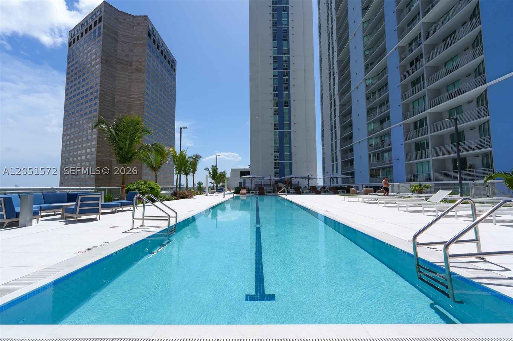335 S Biscayne Blvd #1600, Miami FL 33131
