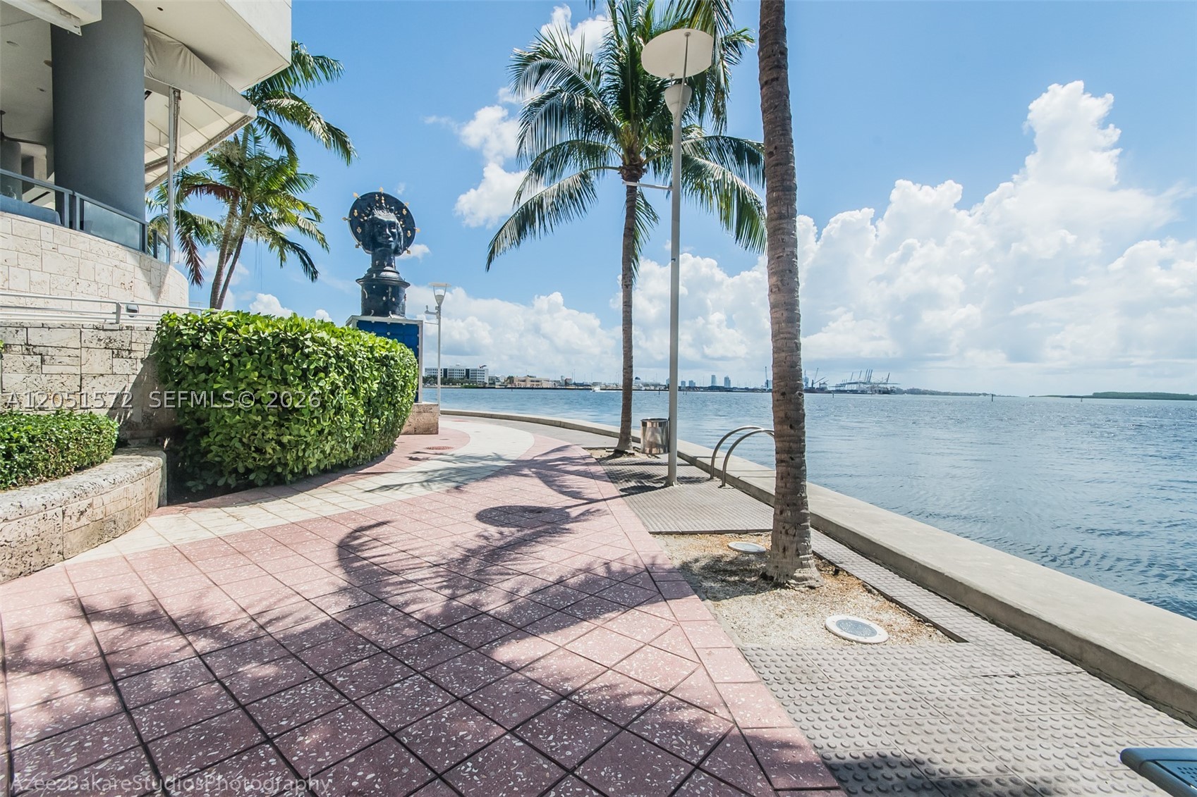 335 S Biscayne Blvd #1600, Miami FL 33131