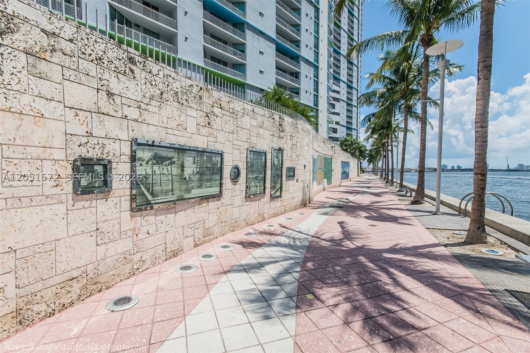 335 S Biscayne Blvd #1600, Miami FL 33131