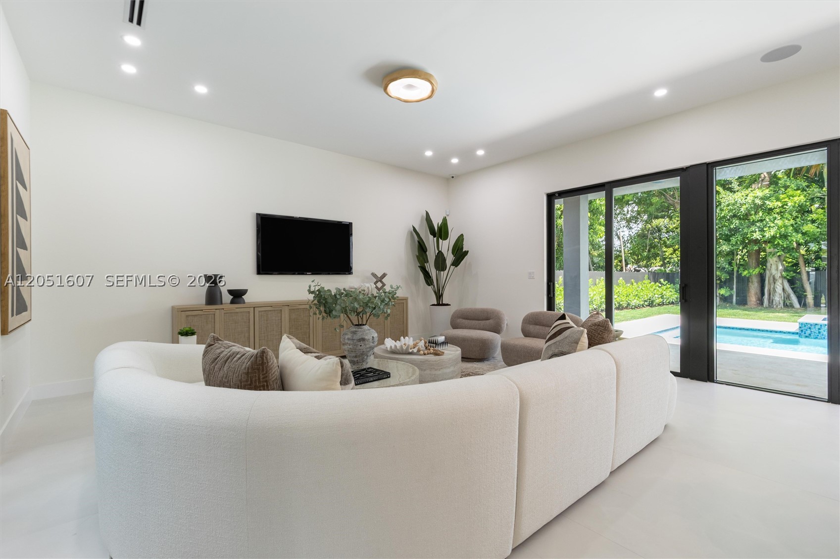 6359 SW 34th St, Miami FL 33155