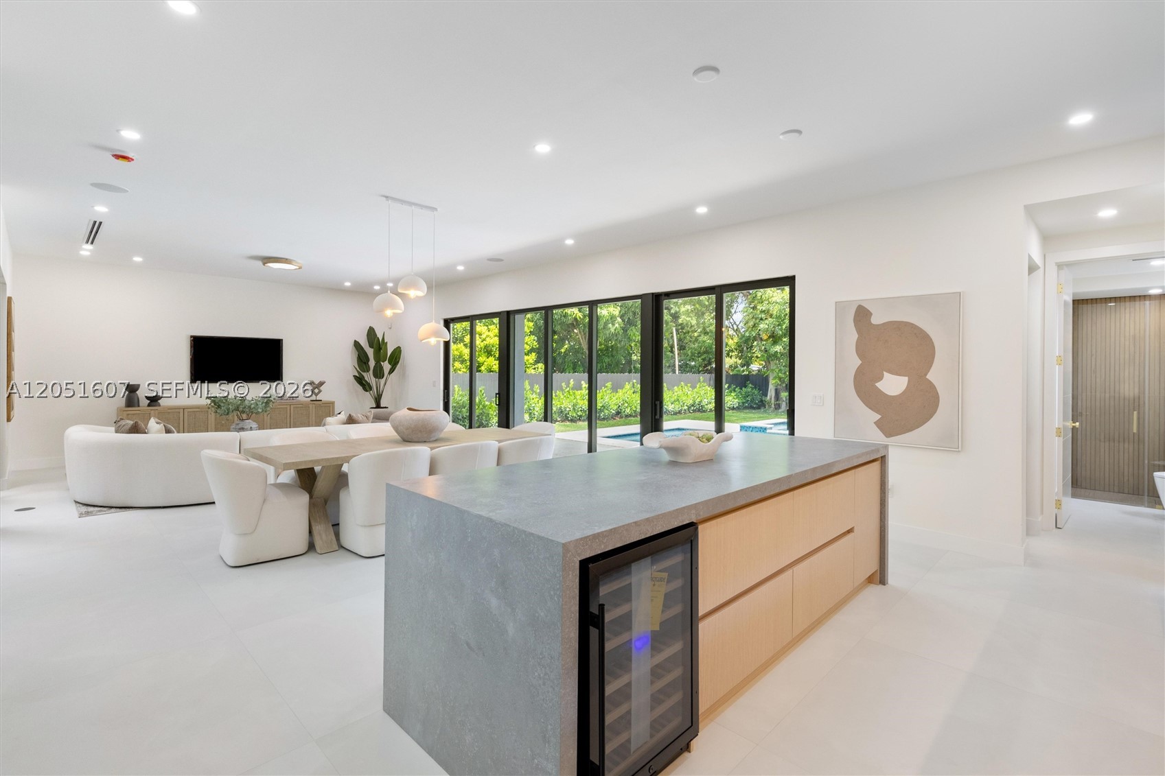 6359 SW 34th St, Miami FL 33155