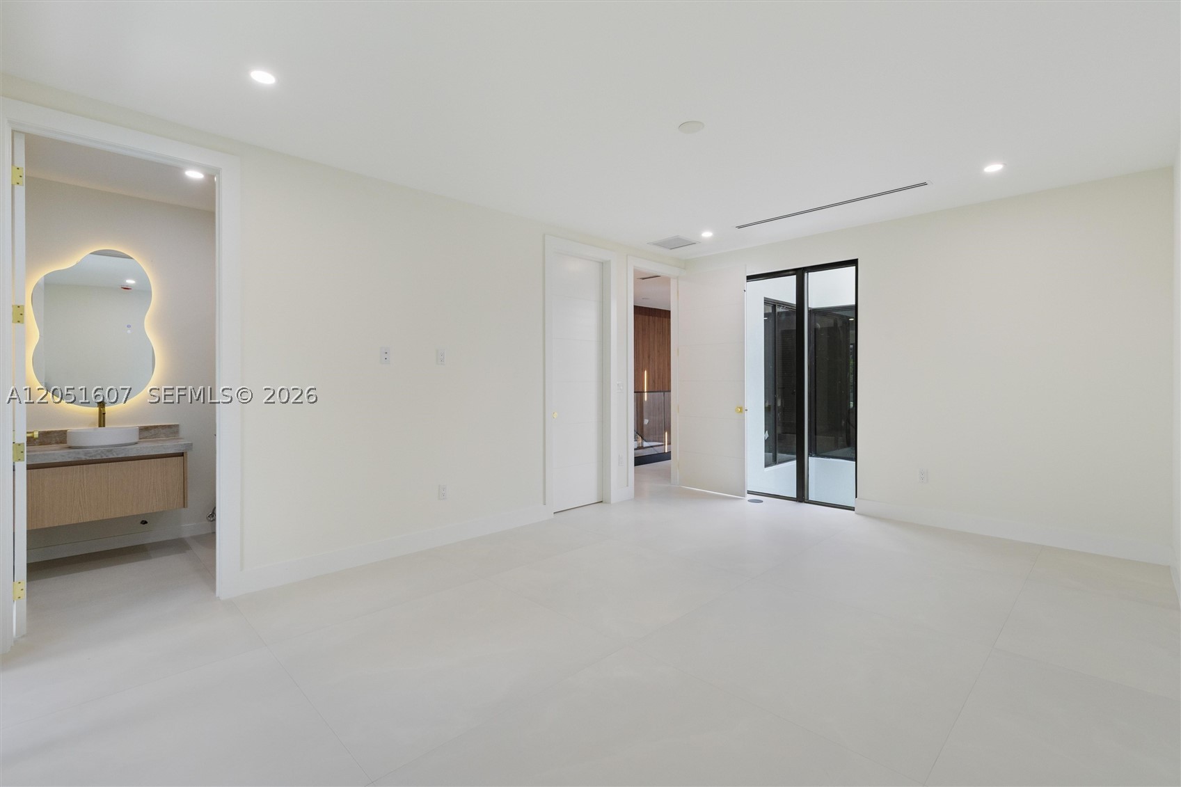 6359 SW 34th St, Miami FL 33155