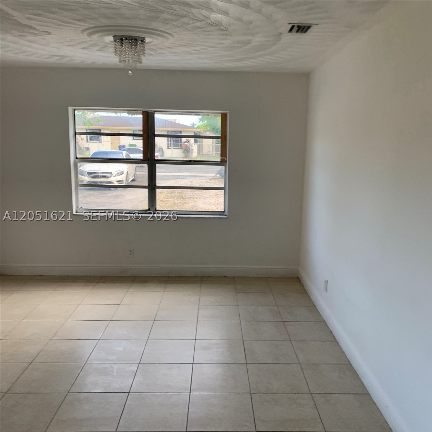 308 NW 9th St, Hallandale Beach FL 33009