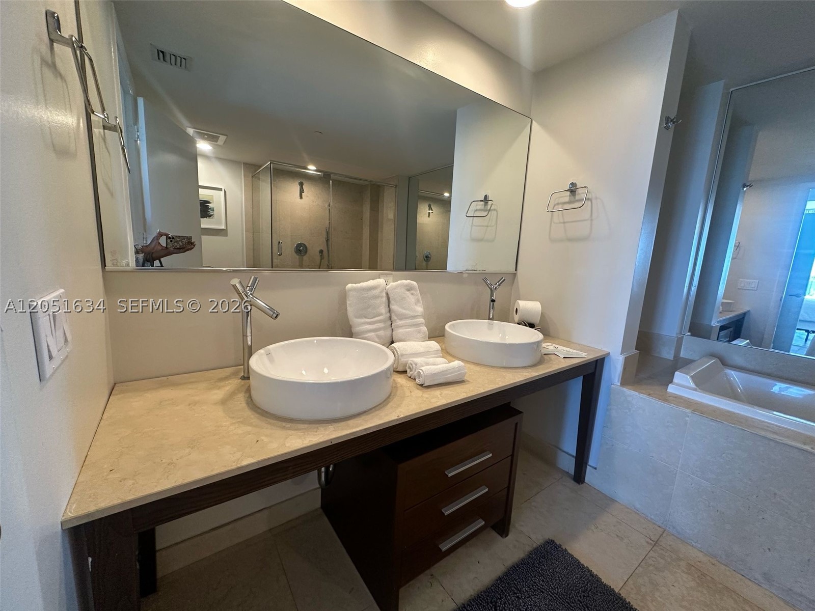 485 Brickell Ave #4408, Miami FL 33131
