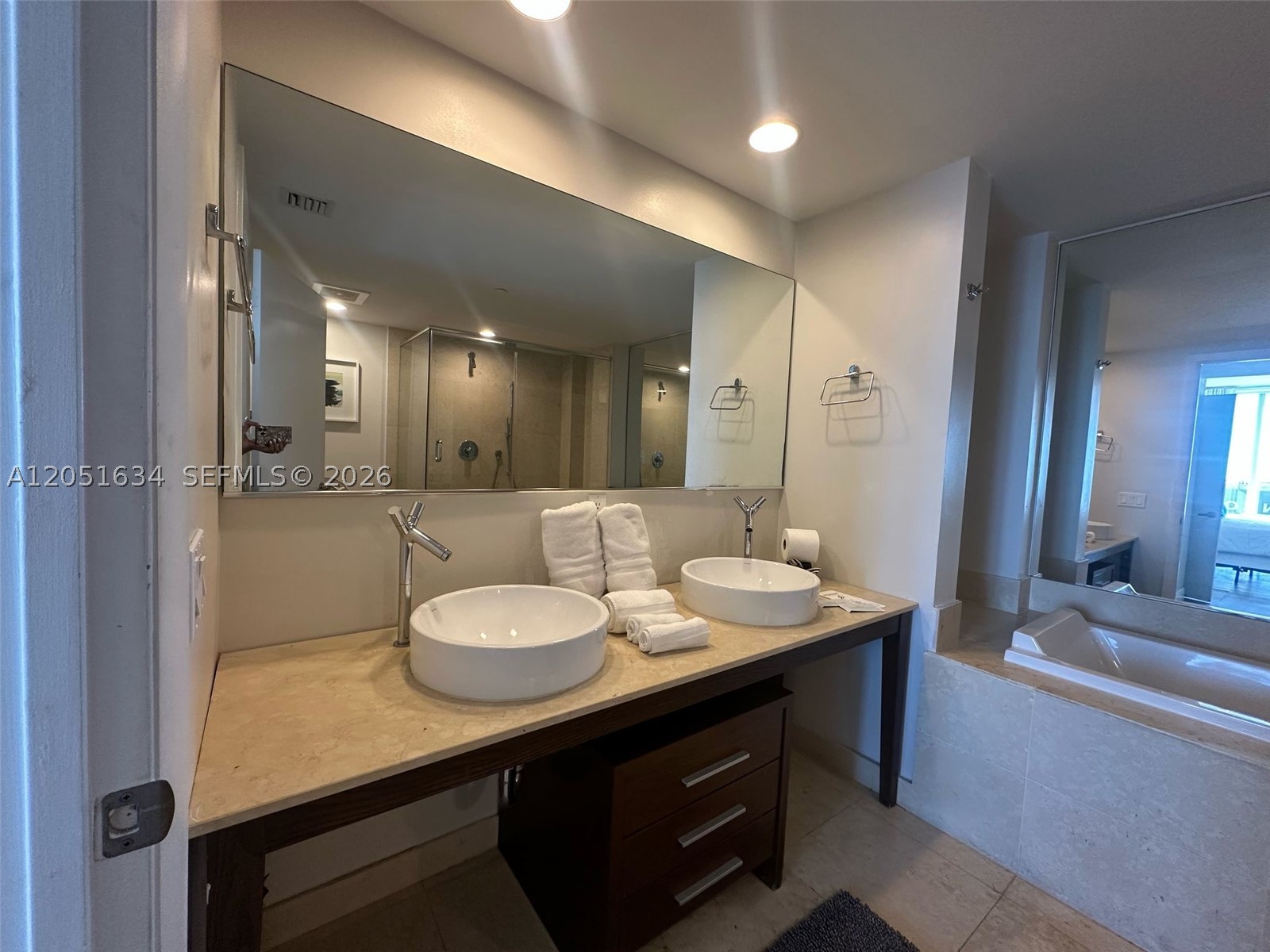 485 Brickell Ave #4408, Miami FL 33131