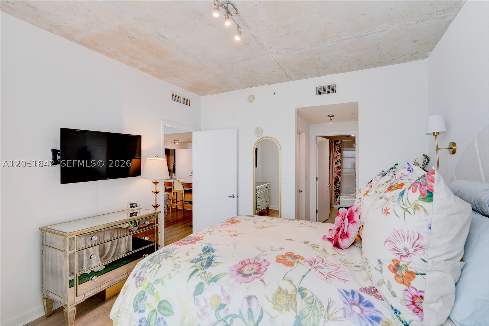 3301 NE 1st Ave #H2304, Miami FL 33137