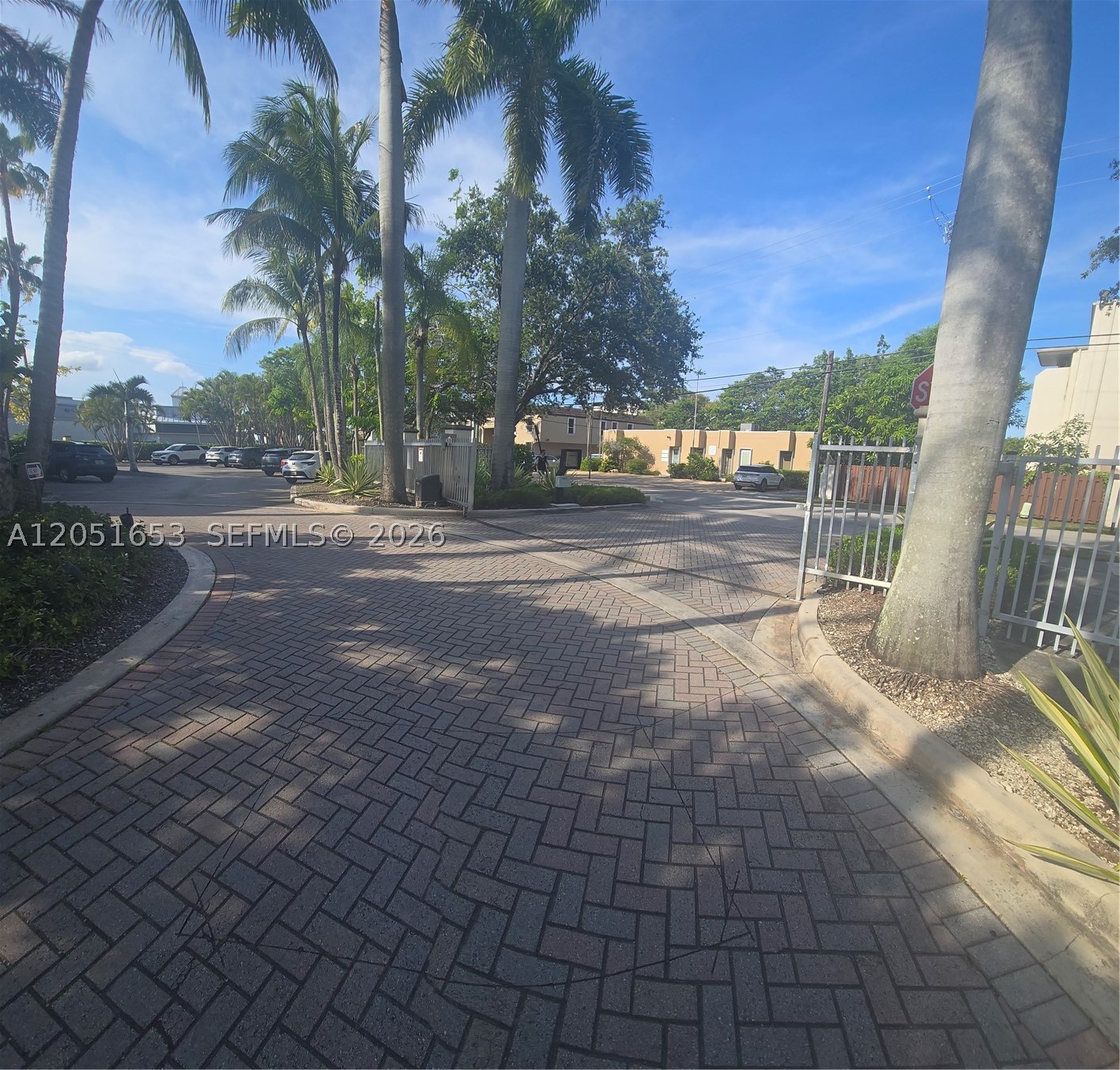 8950 SW 69th Ct #306, Pinecrest FL 33156