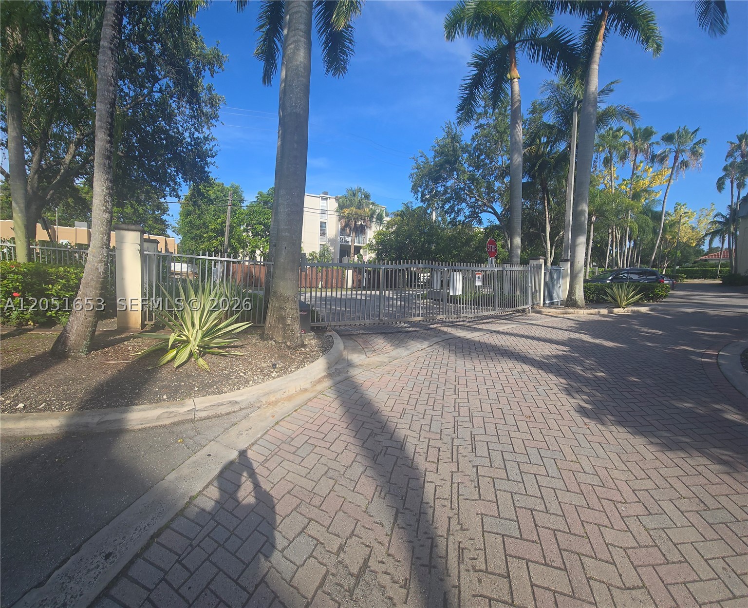 8950 SW 69th Ct #306, Pinecrest FL 33156