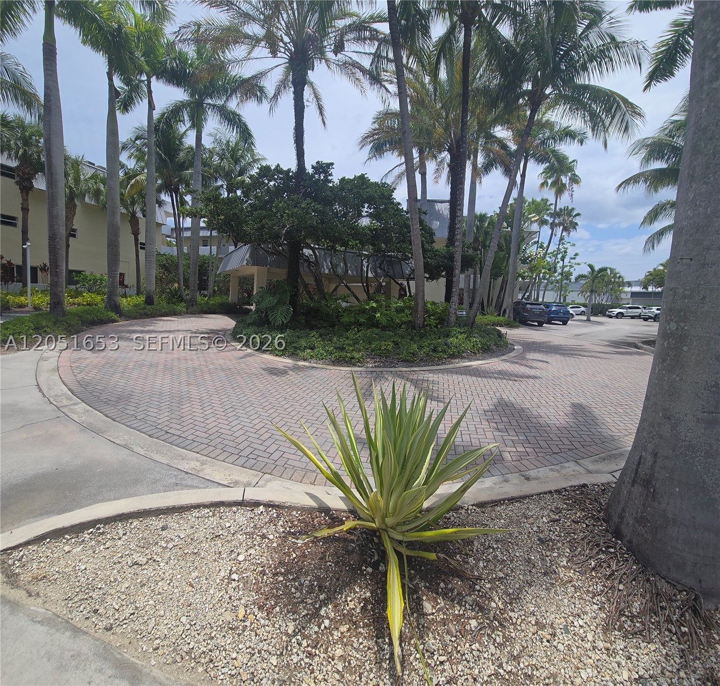 8950 SW 69th Ct #306, Pinecrest FL 33156