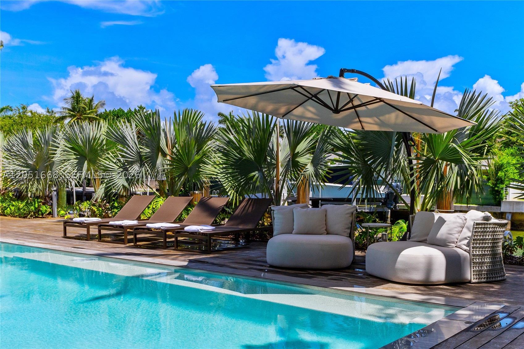 161 Cape Florida Drive, Key Biscayne FL 33149