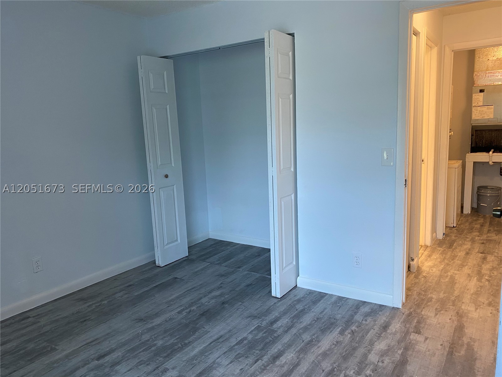 201 Lake Pointe Dr #205, Oakland Park FL 33309