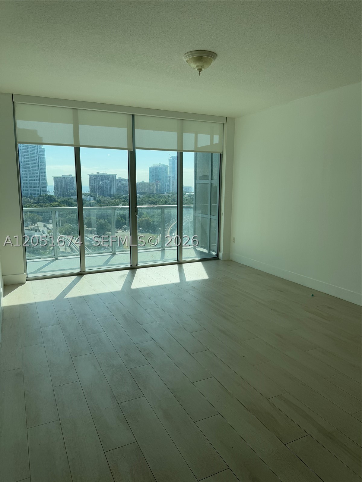 79 SW 12th St #1702-S, Miami FL 33130