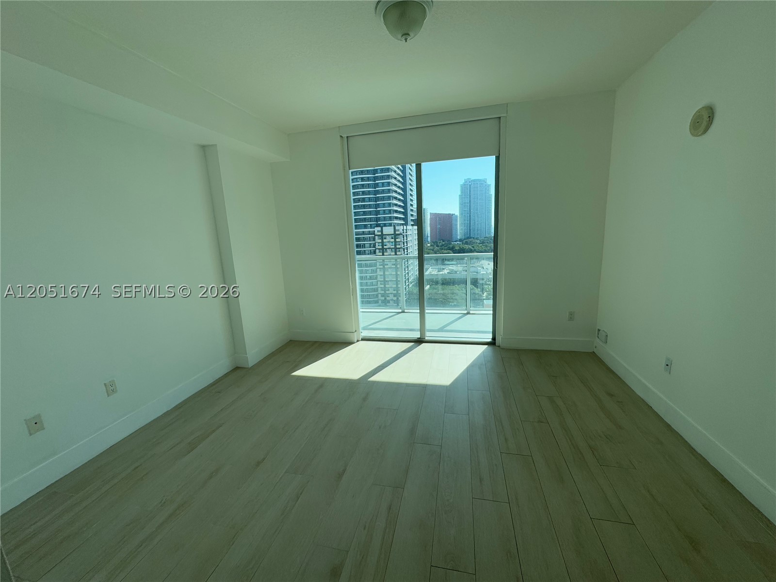 79 SW 12th St #1702-S, Miami FL 33130