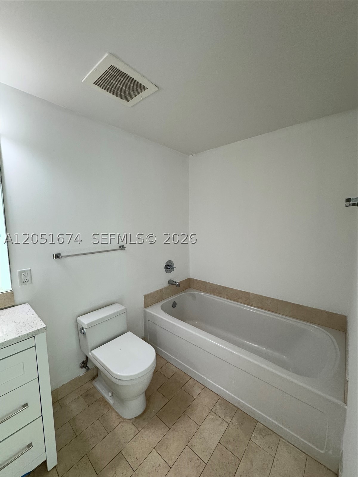 79 SW 12th St #1702-S, Miami FL 33130