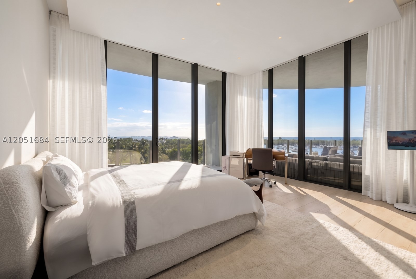 2811 S Bayshore Dr #6A, Miami FL 33133