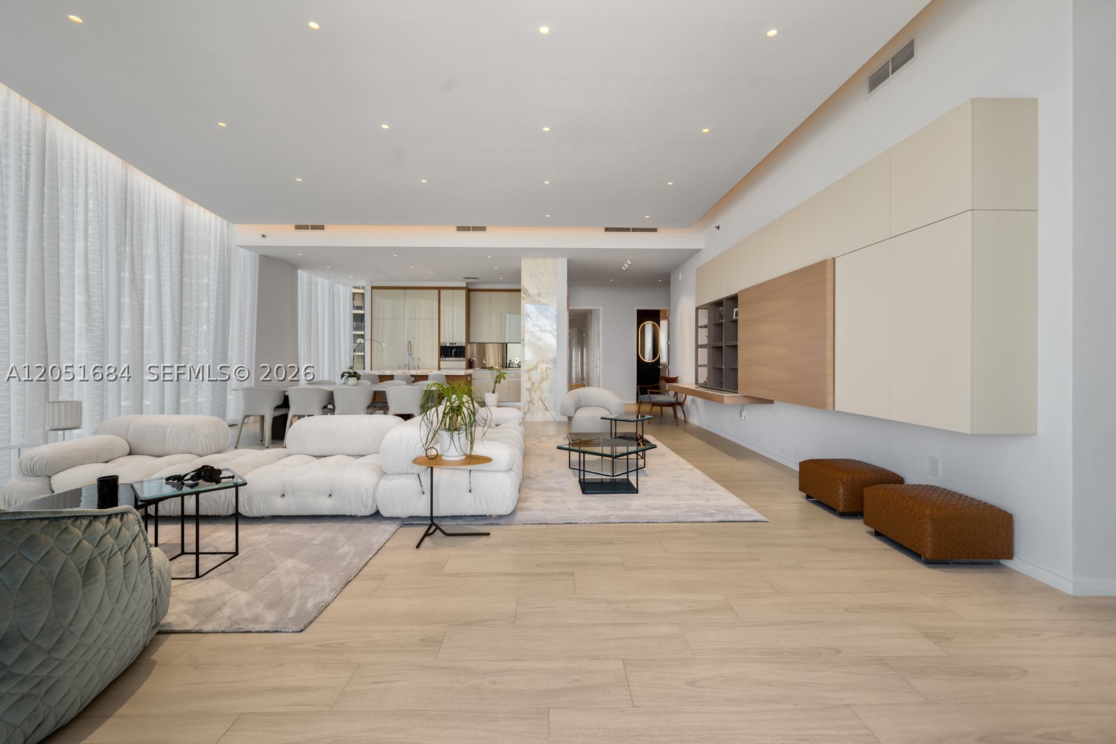 2811 S Bayshore Dr #6A, Miami FL 33133