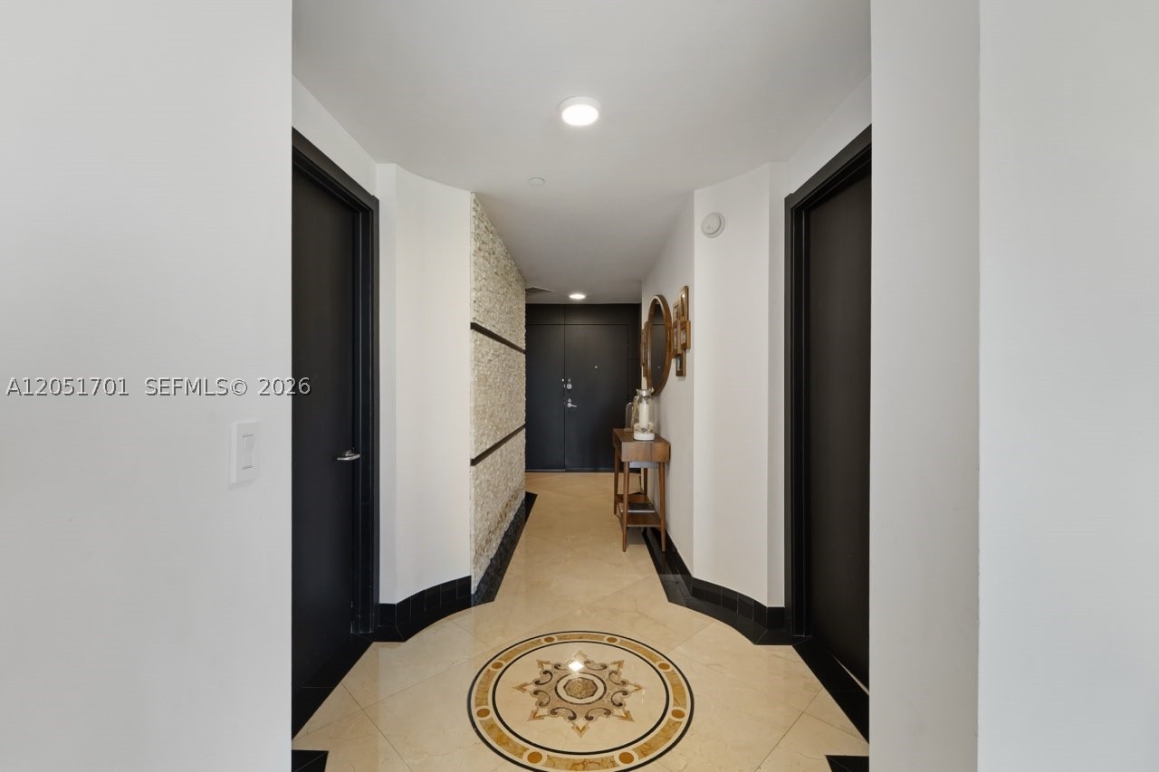 3131 NE 188th St #1-901, Aventura FL 33180