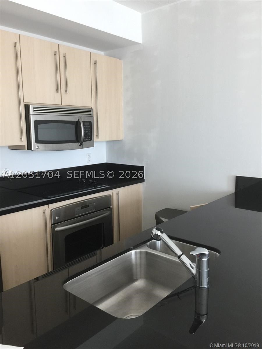 1111 SW 1st Ave #1724-N, Miami FL 33130