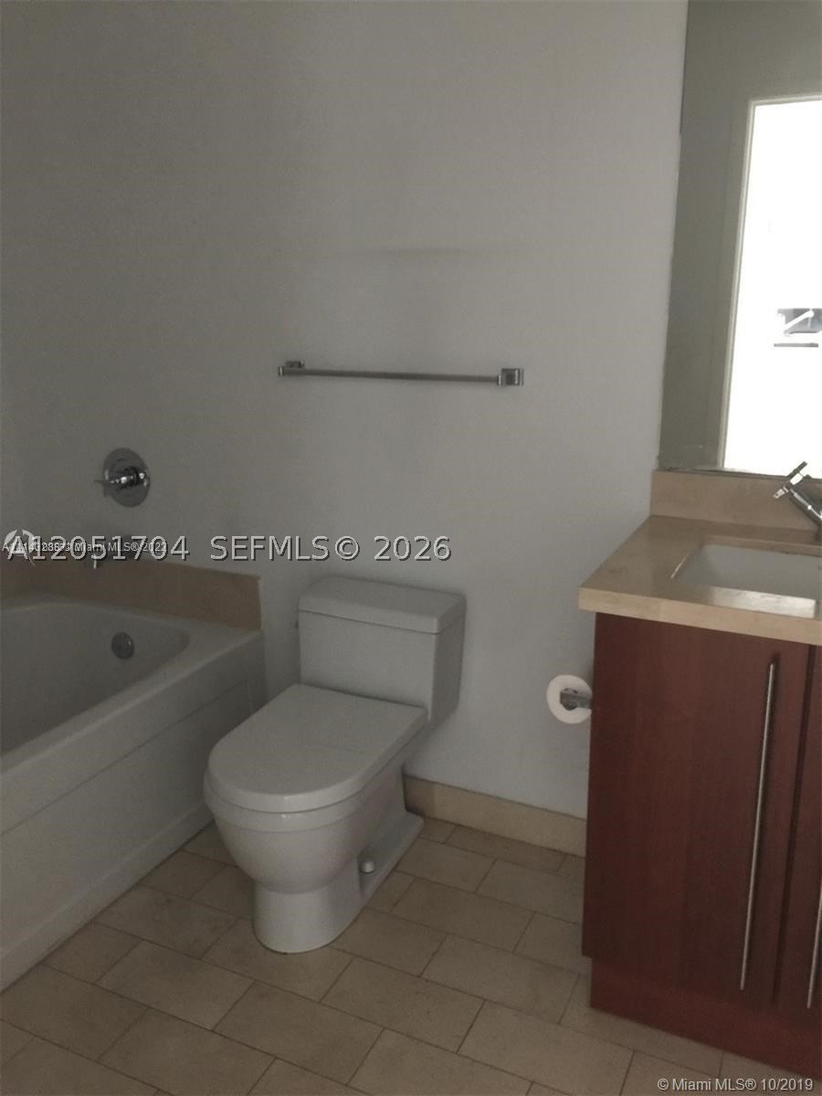 1111 SW 1st Ave #1724-N, Miami FL 33130
