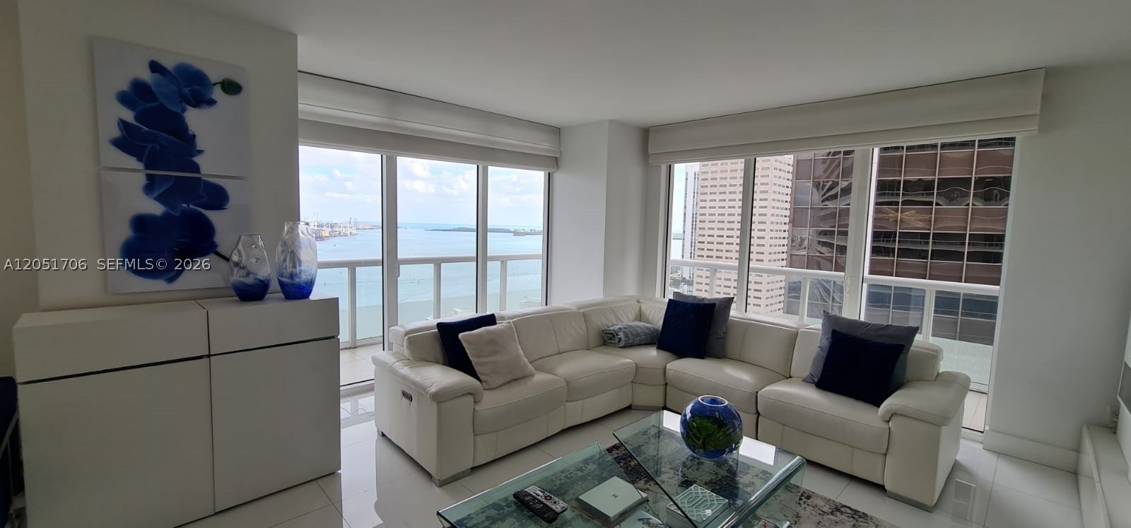50 Biscayne Blvd #2810, Miami FL 33132