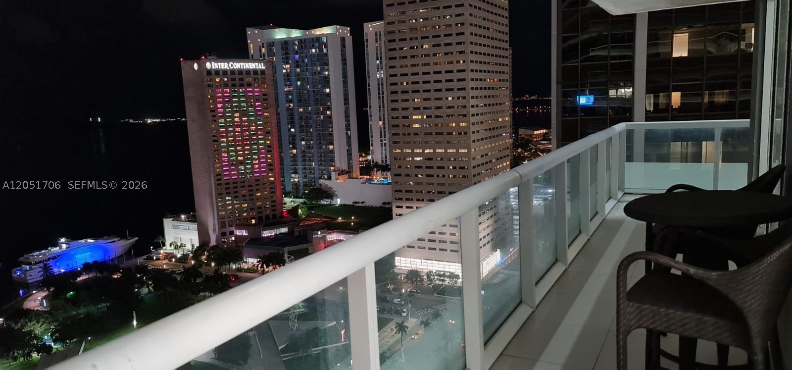 50 Biscayne Blvd #2810, Miami FL 33132