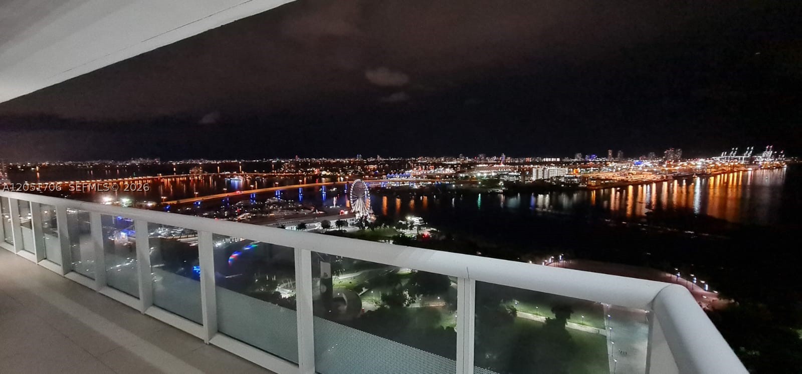 50 Biscayne Blvd #2810, Miami FL 33132