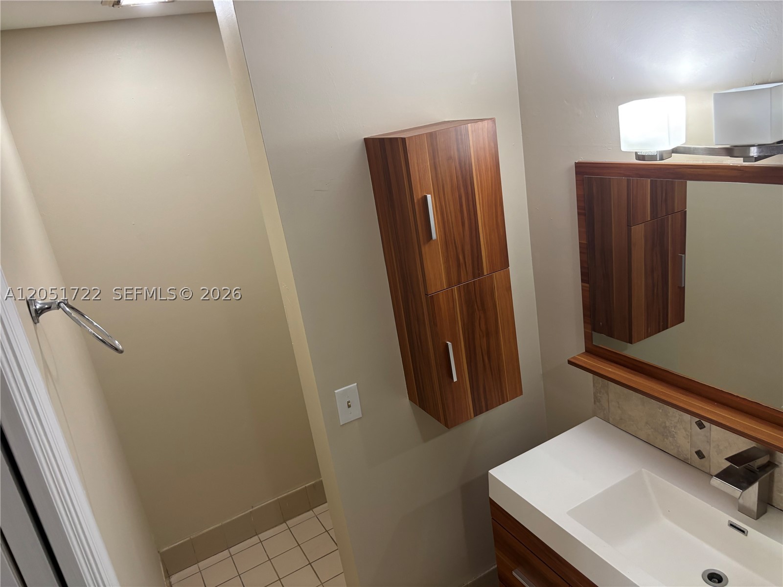 10521 Mahogany Key Cir #204, Miami FL 33196