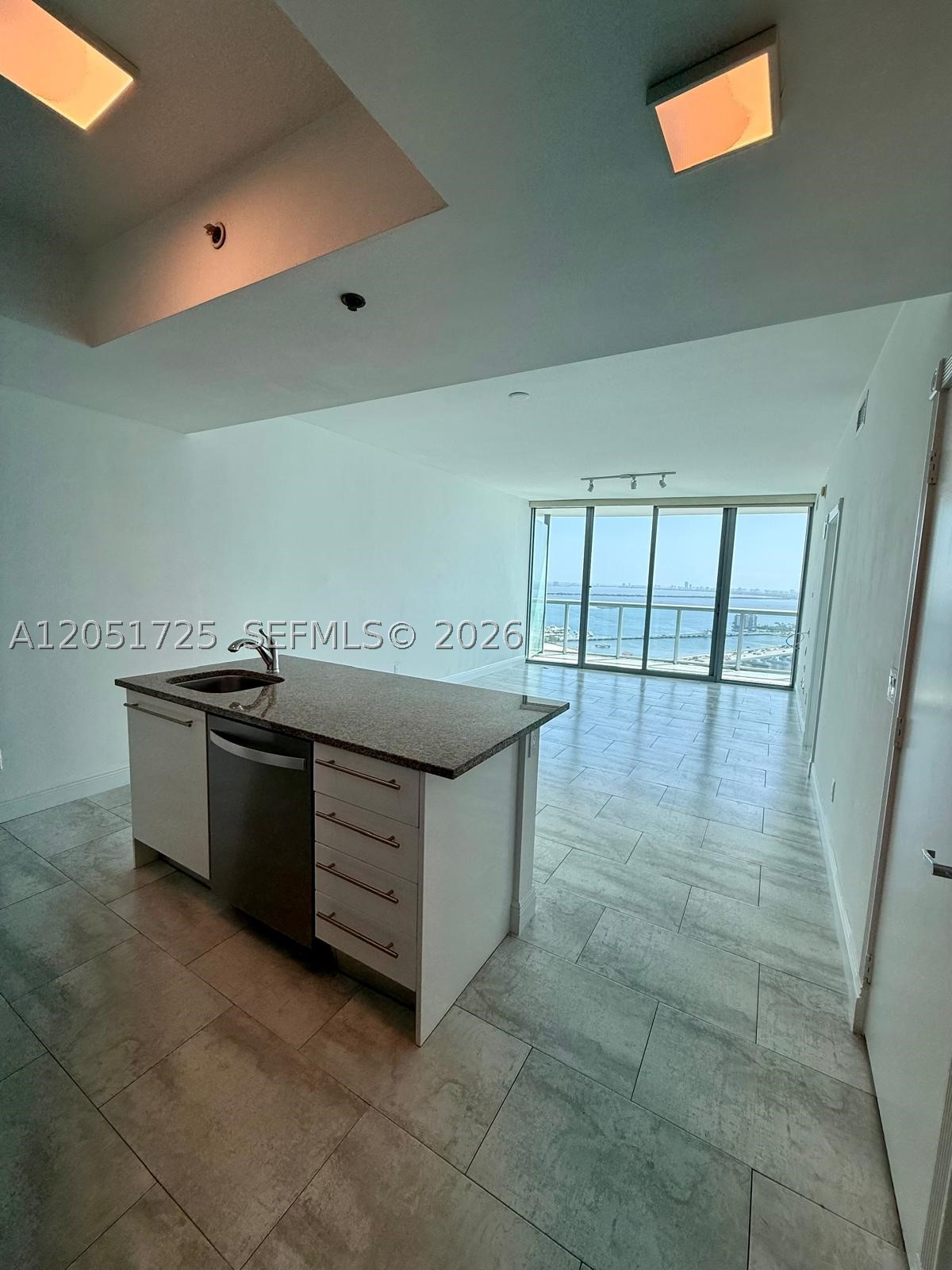 888 Biscayne Blvd #3611, Miami FL 33132