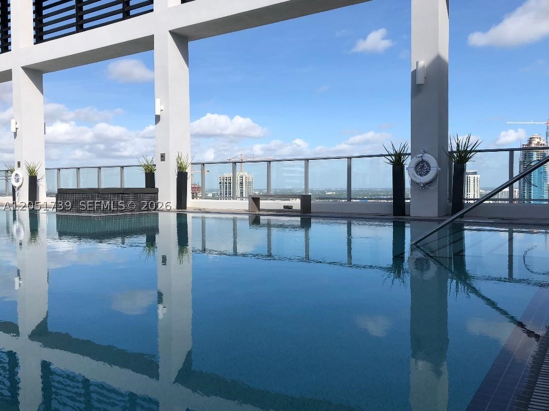 151 SE 1st St #601, Miami FL 33131