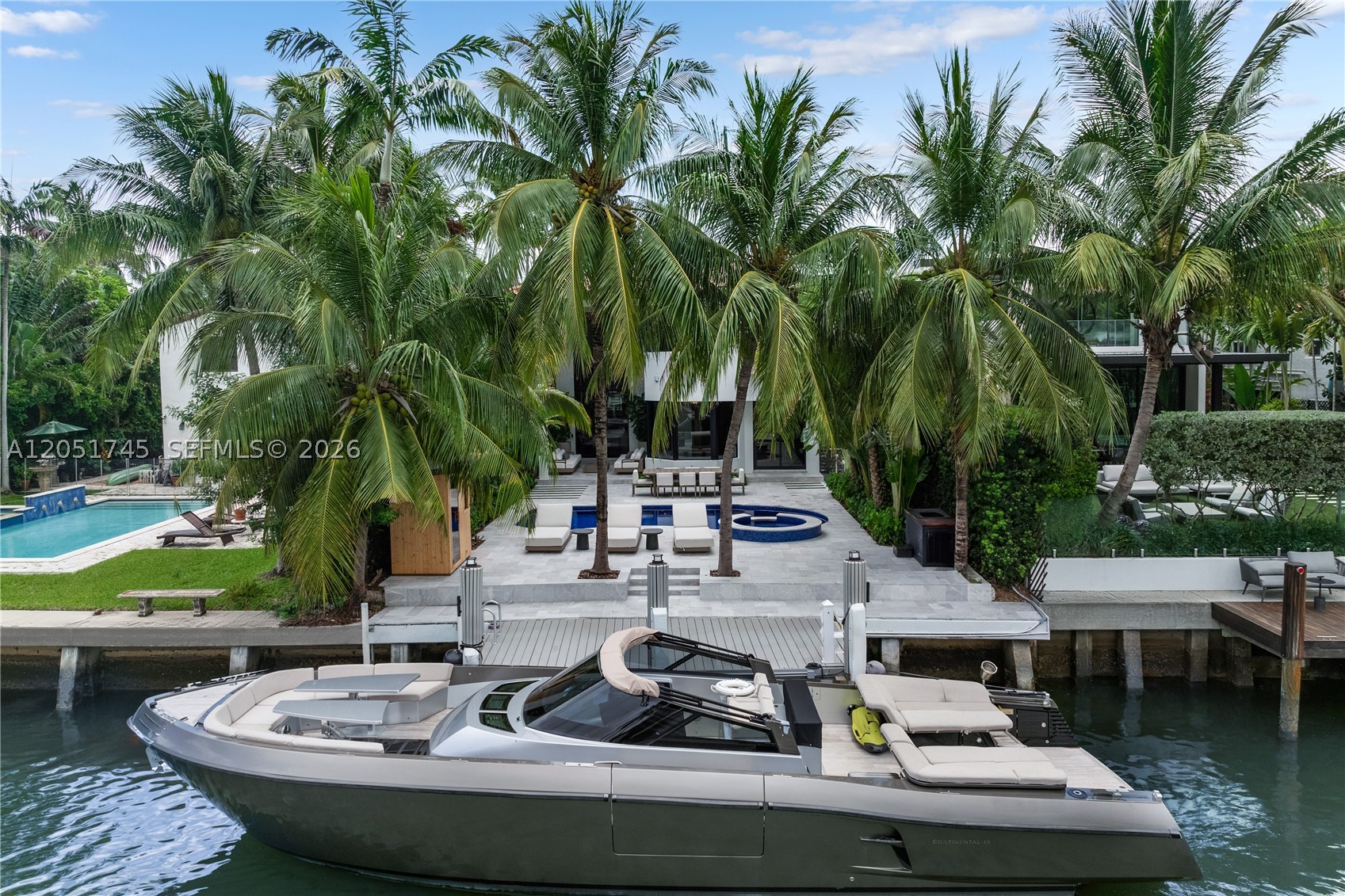 4442 Prairie Ave, Miami Beach FL 33140