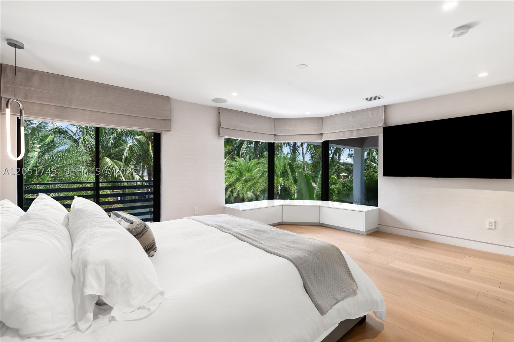 4442 Prairie Ave, Miami Beach FL 33140