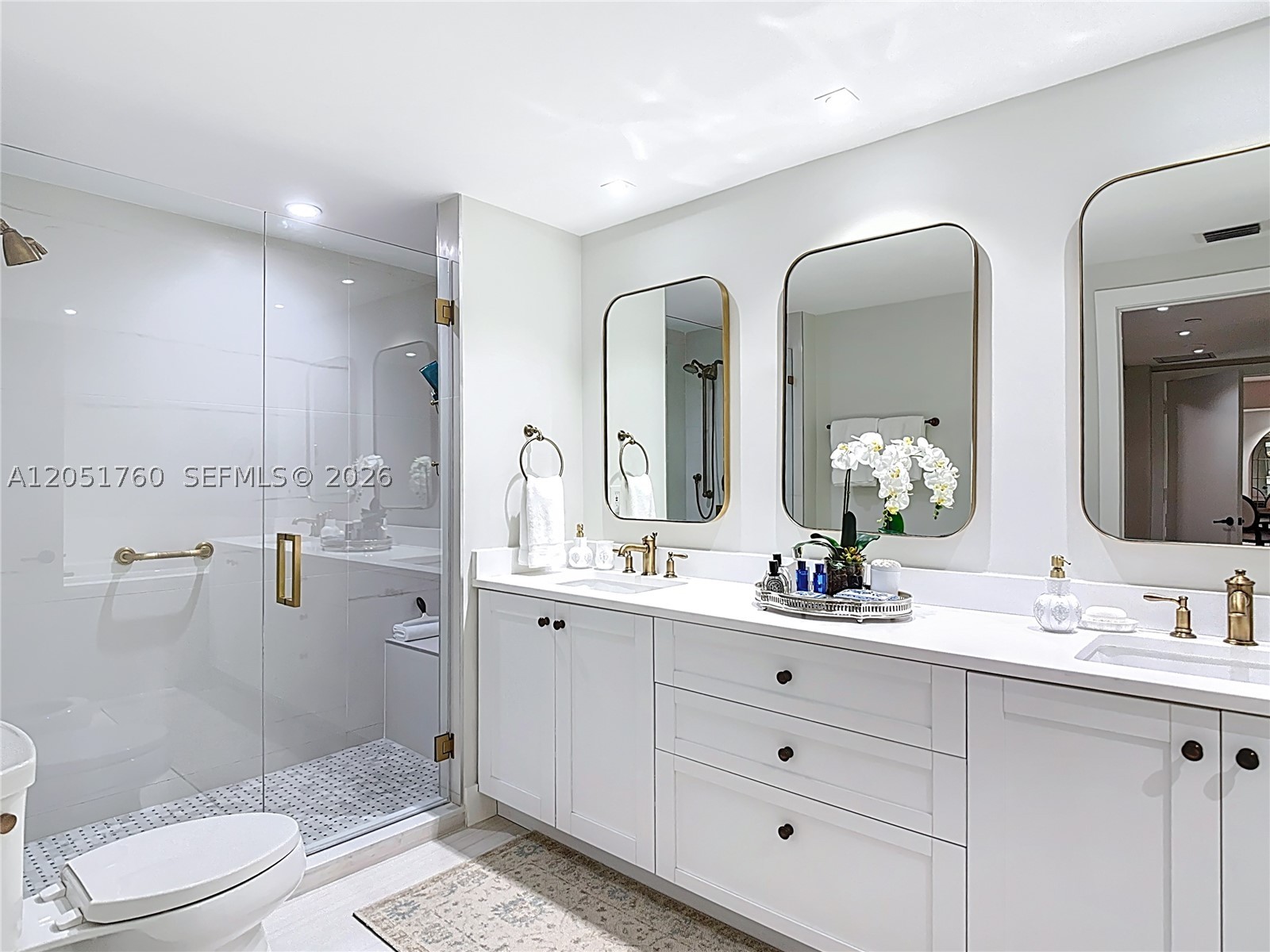445 Grand Bay Dr #418, Key Biscayne FL 33149