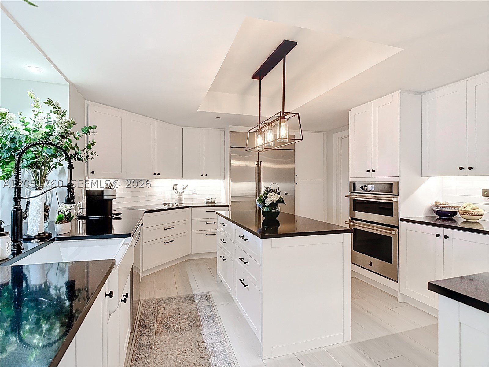 445 Grand Bay Dr #418, Key Biscayne FL 33149