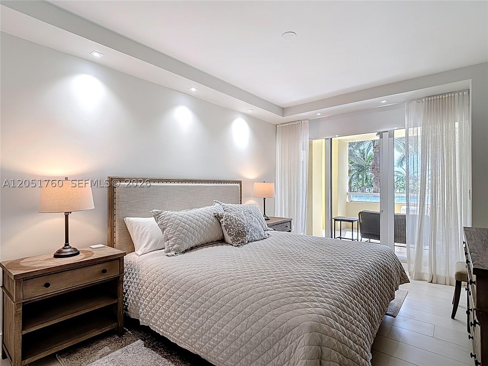 445 Grand Bay Dr #418, Key Biscayne FL 33149