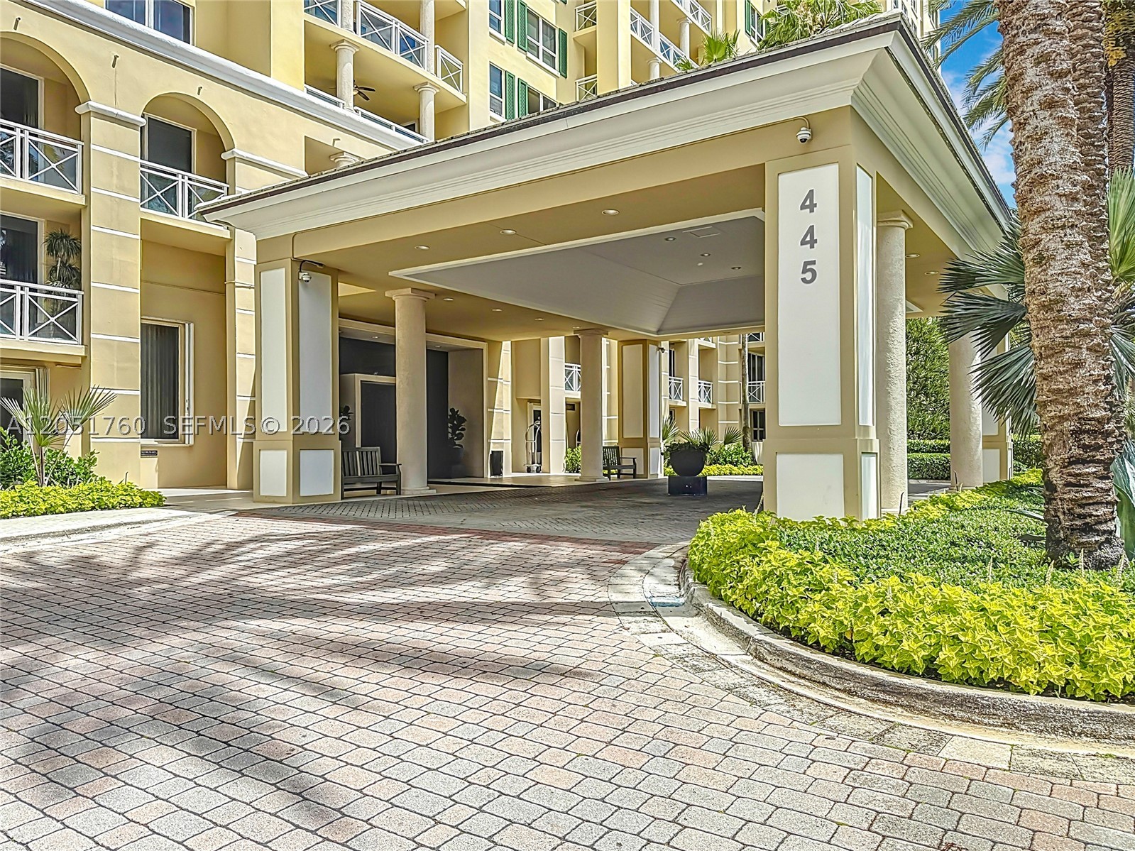 445 Grand Bay Dr #418, Key Biscayne FL 33149