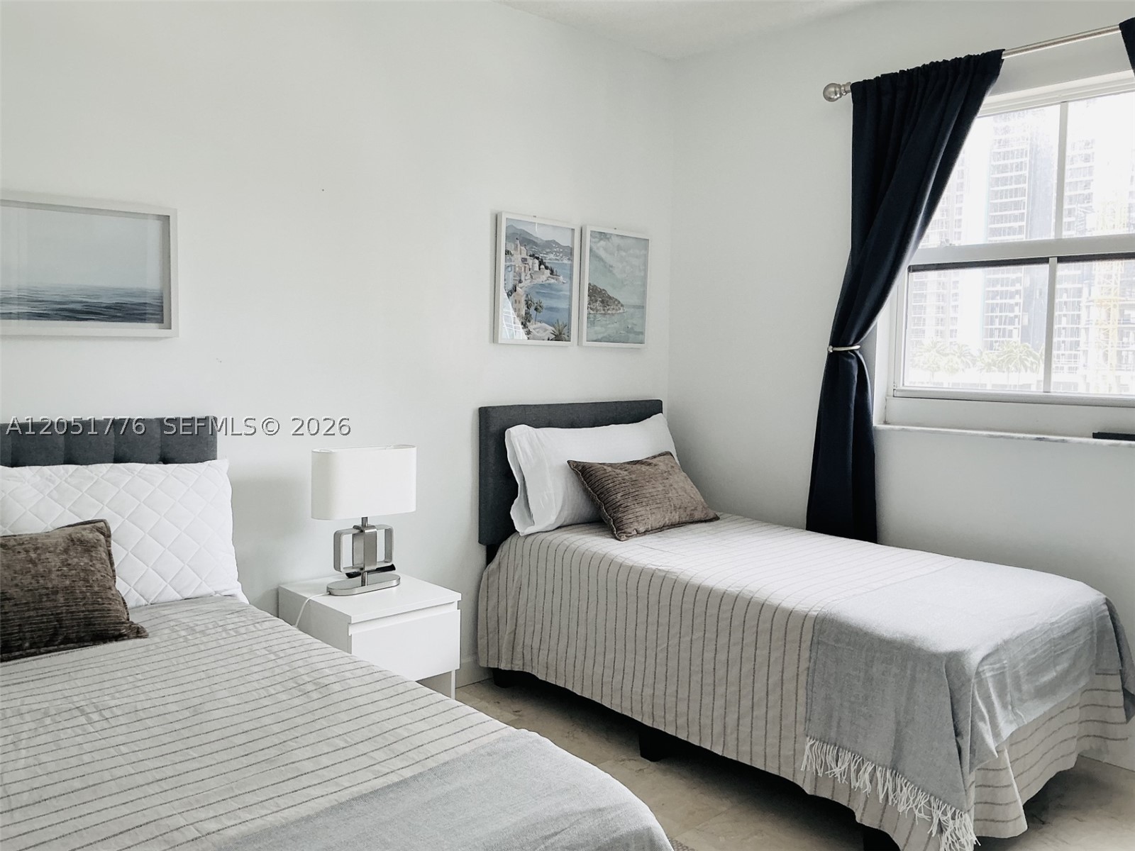 185 SE 14th Ter #1810, Miami FL 33131