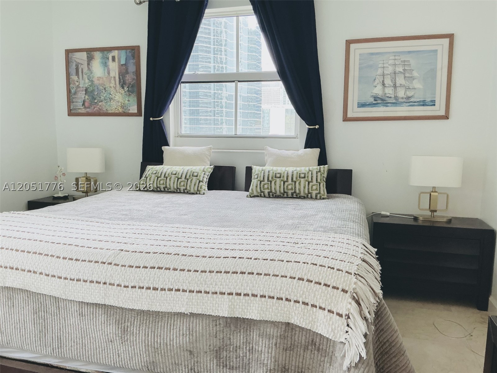 185 SE 14th Ter #1810, Miami FL 33131