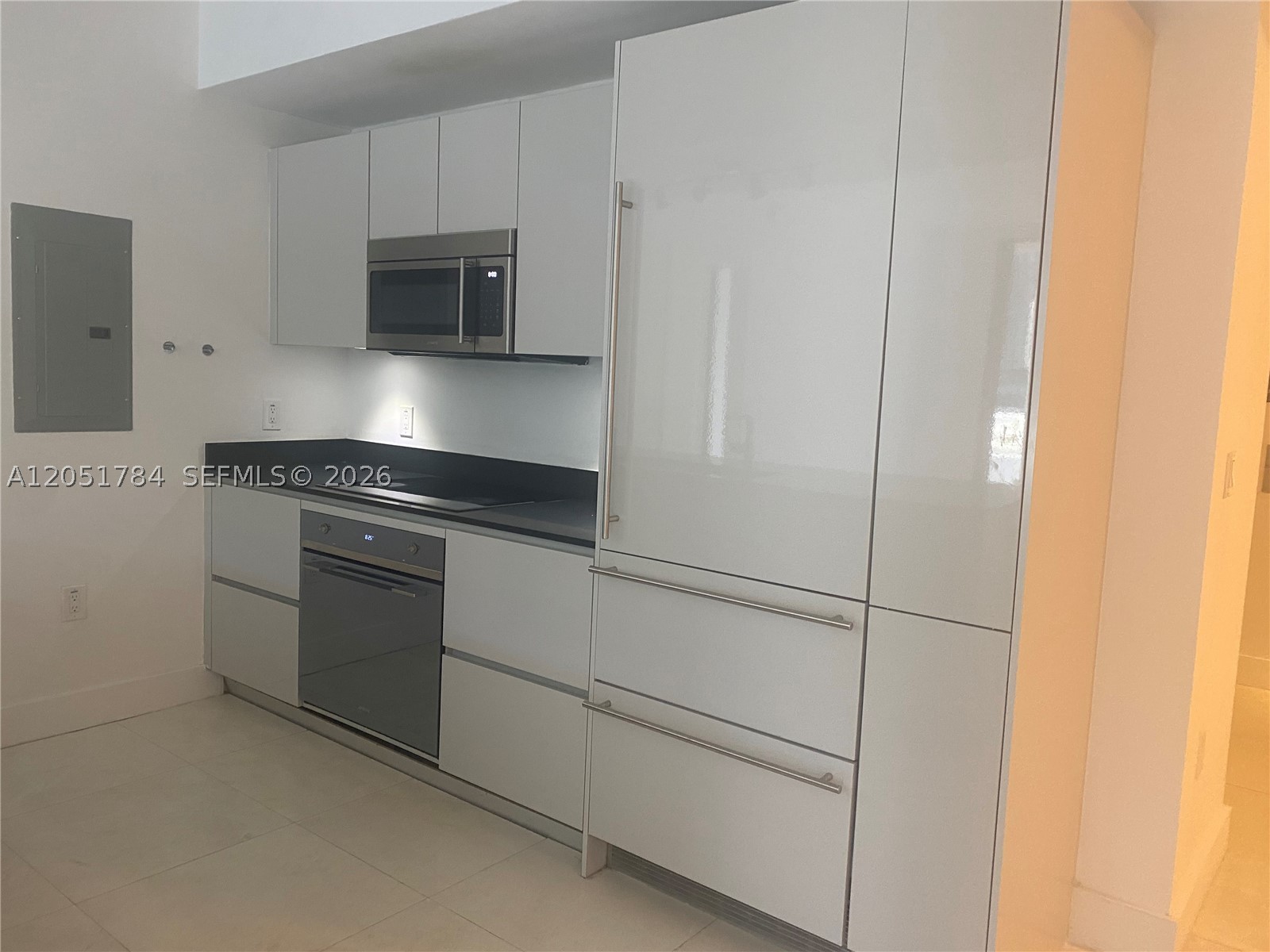 1010 Brickell Ave #1403, Miami FL 33131
