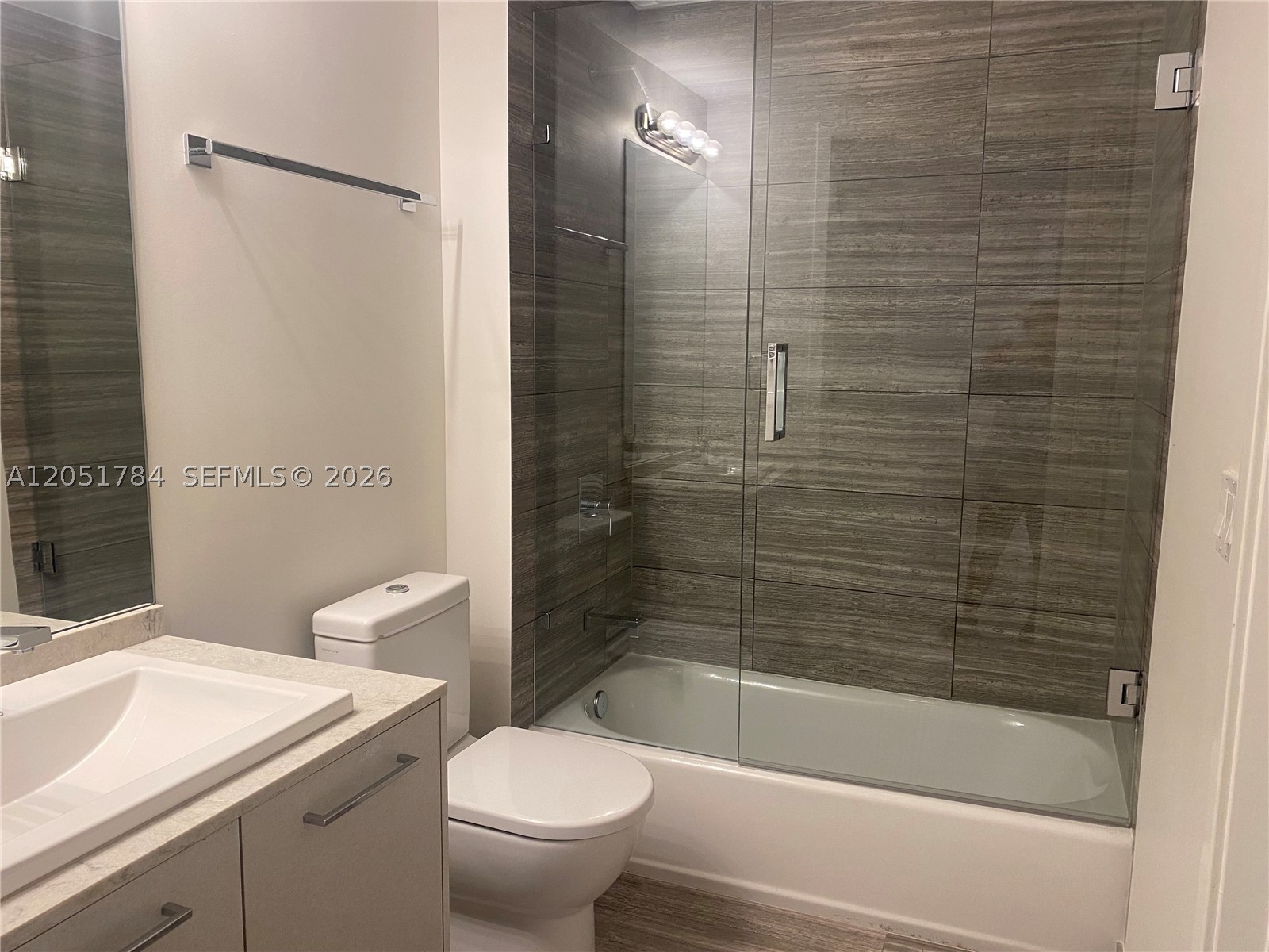 1010 Brickell Ave #1403, Miami FL 33131
