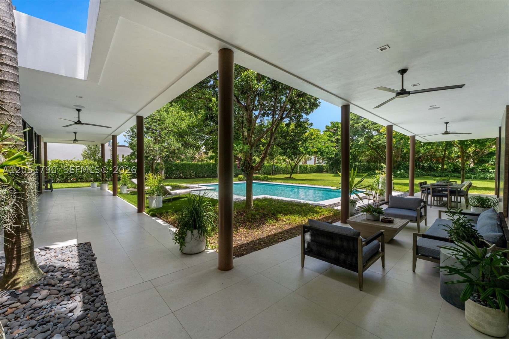 7502 SW 102nd St, Pinecrest FL 33156
