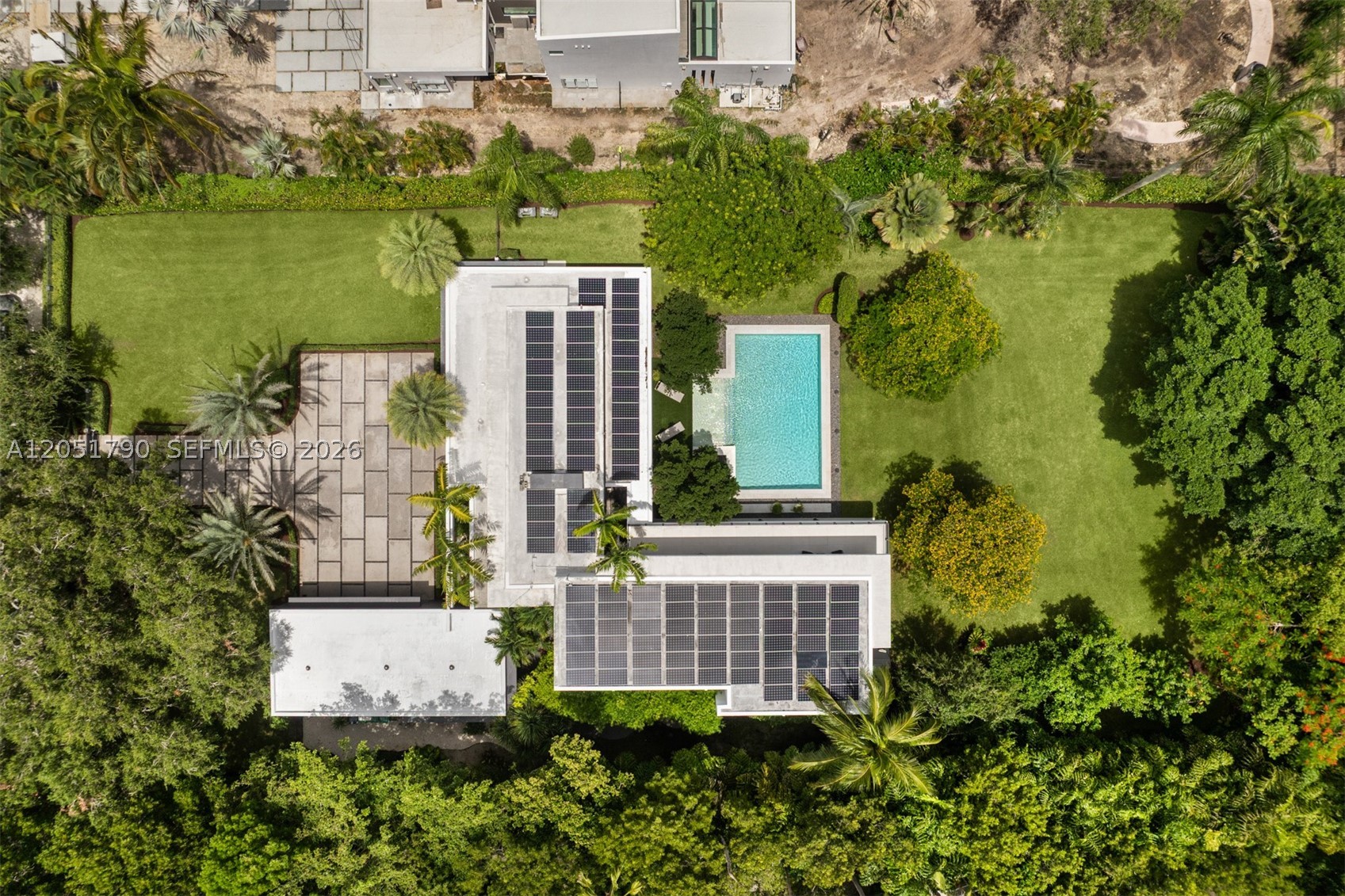7502 SW 102nd St, Pinecrest FL 33156