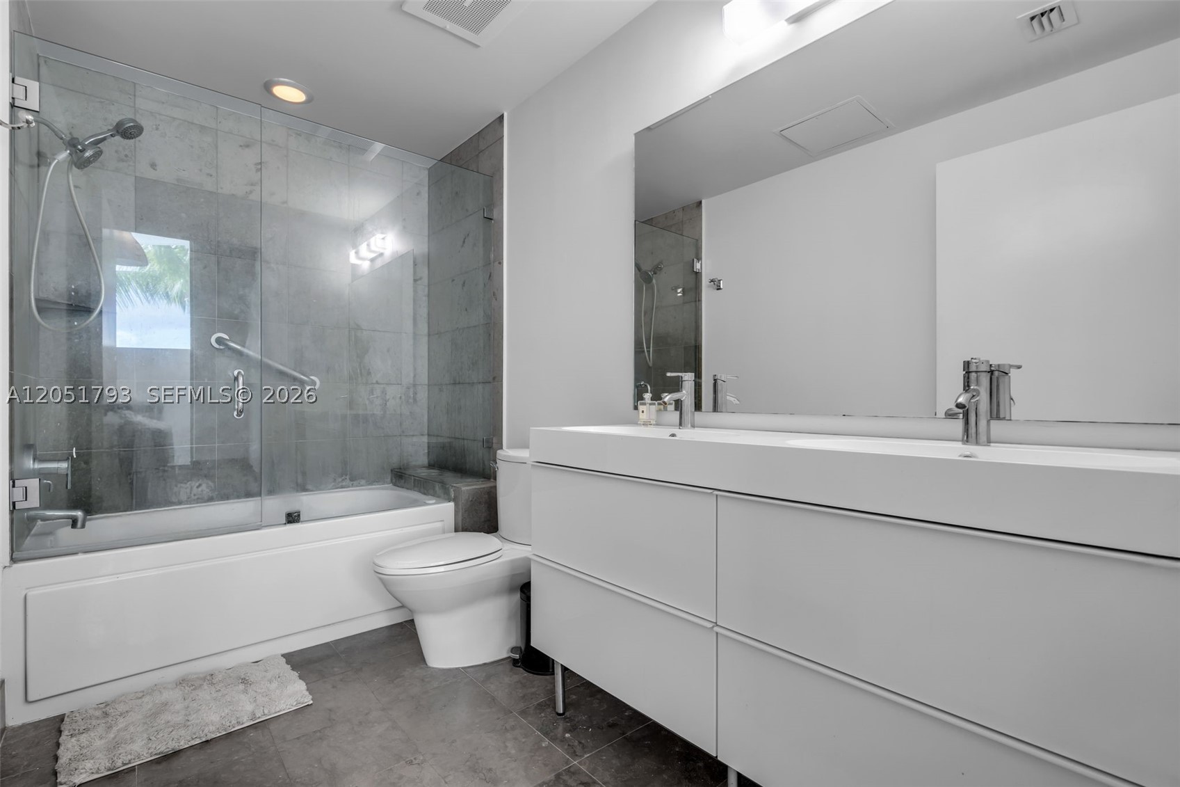 3029 NE 188th St #302, Aventura FL 33180