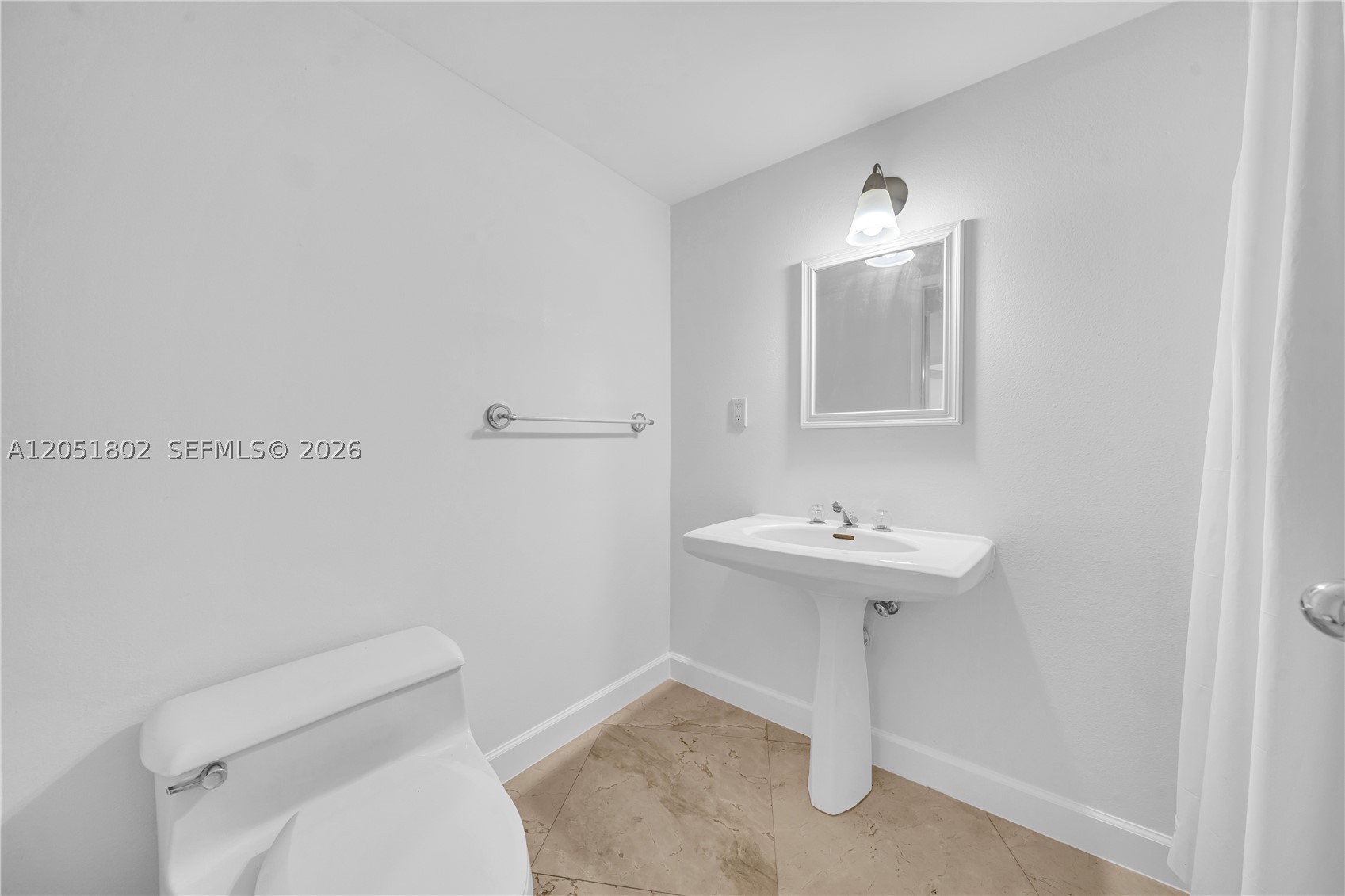 3600 Mystic Pointe Dr #1816, Aventura FL 33180